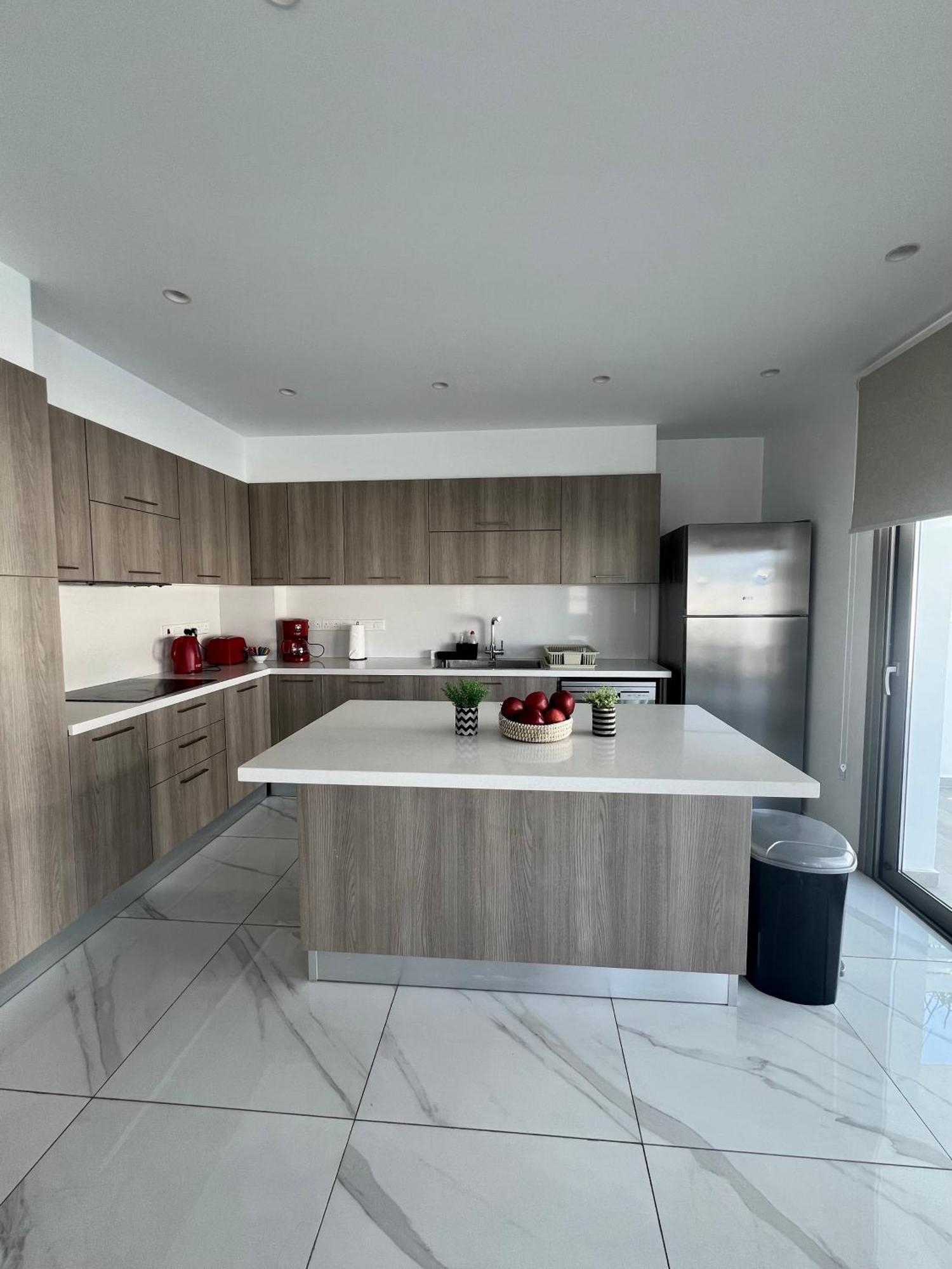 Hubstay - Seaview Villa Oriana In Larnaca, 10 Min Walk To The Beach Εξωτερικό φωτογραφία