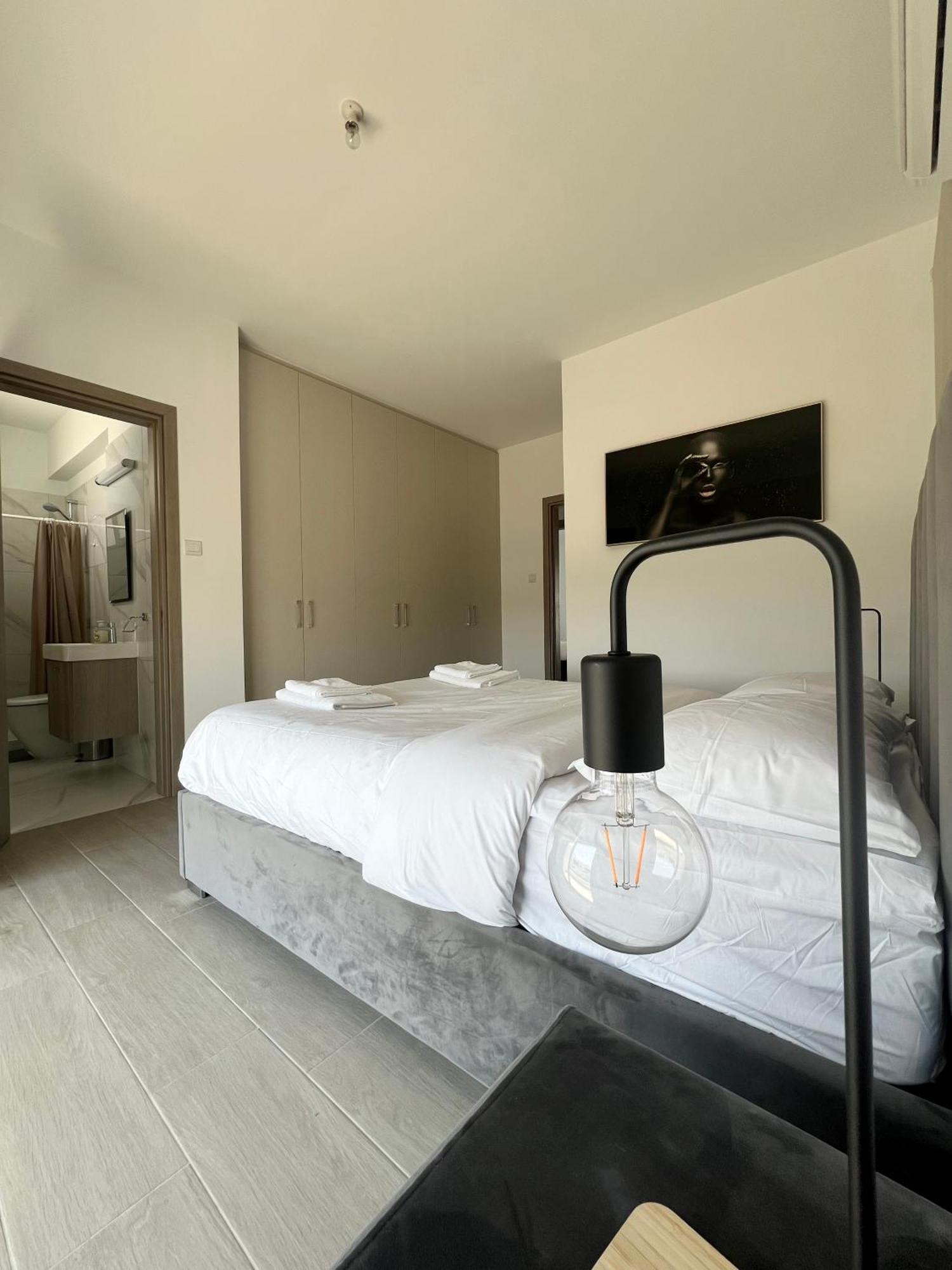 Hubstay - Seaview Villa Oriana In Larnaca, 10 Min Walk To The Beach Εξωτερικό φωτογραφία